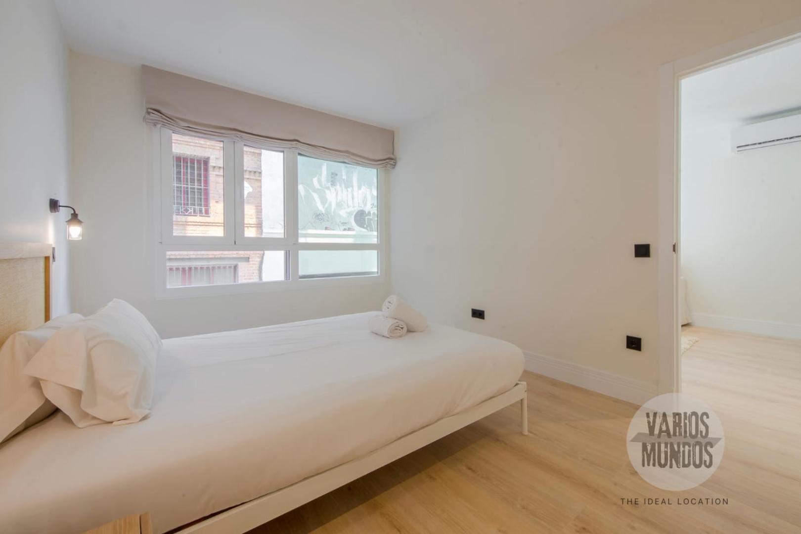 Malasana Relajante Para 4, Ven A San Bernardo 20 E3 Madrid Ngoại thất bức ảnh