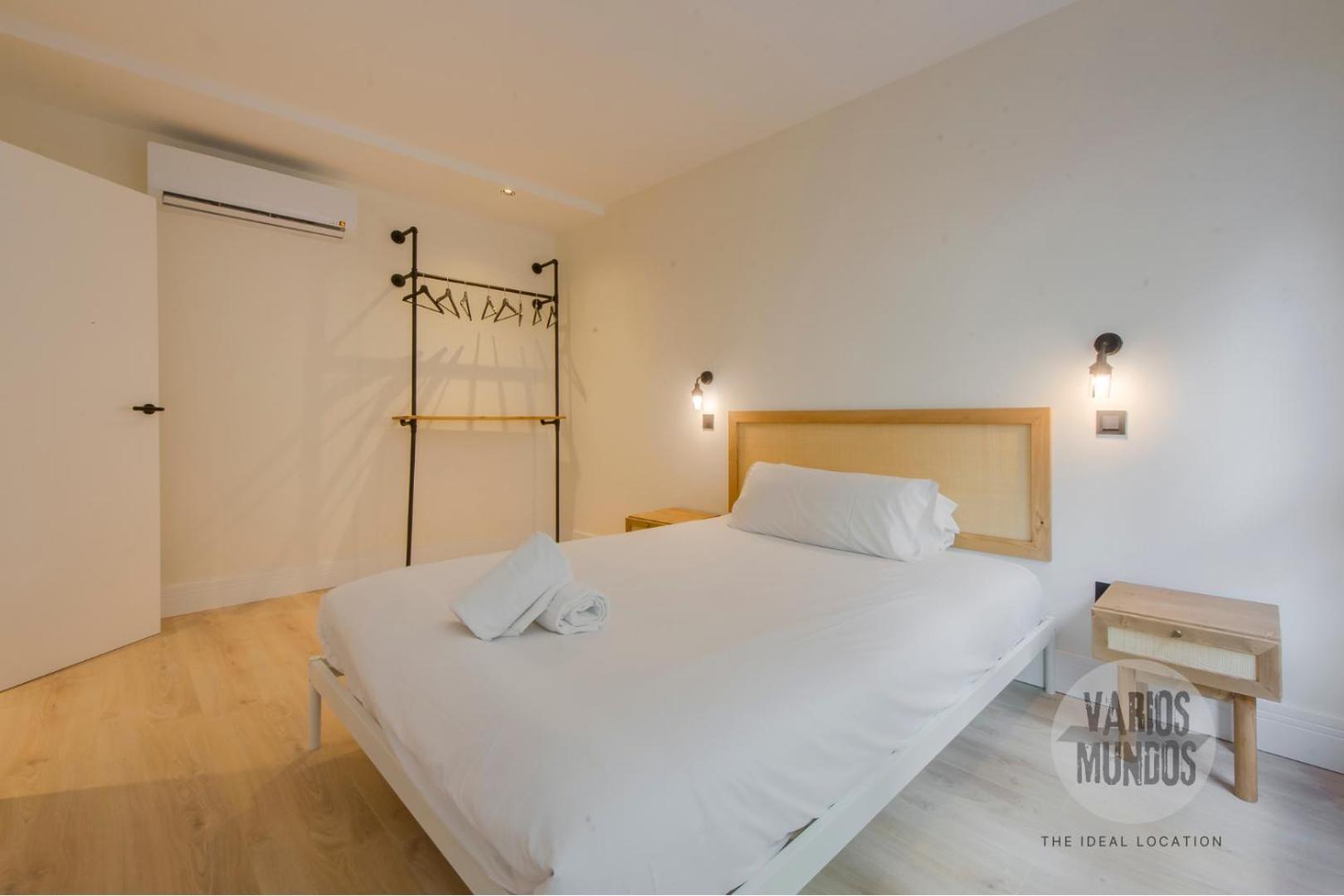 Malasana Relajante Para 4, Ven A San Bernardo 20 E3 Madrid Ngoại thất bức ảnh